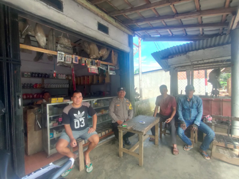 Bhabinkamtibmas Polsek Air Besi Melaksanakan DDS ke Desa Binaan