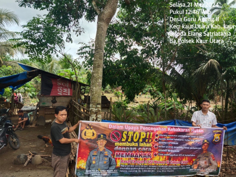 Ajak Peduli Lingkungan, Piket Yanmas Polsek Kaur Utara Sosialisasi Larangan Pembakaran Hutan dan Lahan 