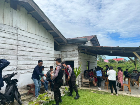 Sat Samapta Laksankan Pengamanan Ibadah Umat Kristiani di Gereja 