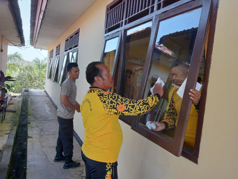 Kapolsek Batik Nau Ajak Kebersihan Mako dan Laksanakan Kurve Bersama 