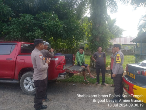 Piket Yanmas Polsek Kaur Tengah Patroli Dialogis dan Pengawasan Kamtibmas di Wilkum