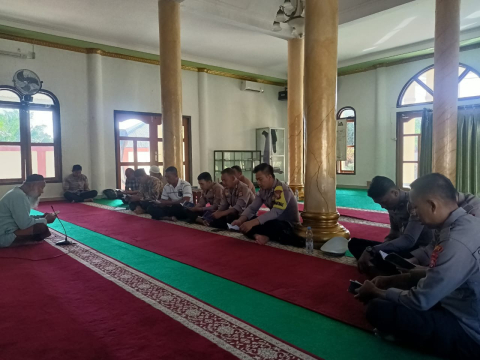 Tingkatakan Keimanan, Personel Polres Kaur dan Polsek Jajaran Gelar Binrohtal 