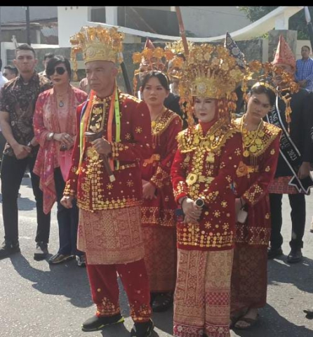 Keturunan Ke-7 Raja Selebar, Jamintel Kejagung Dianugerahi Gelar Datuk Payung Negara