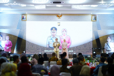 Malam Kenal Pamit Kapolda Bengkulu Terima Kasih Irjen Pol Armed Wijaya, Selamat Datang Brigjen Pol AnwarMalam Kenal Pamit Kapolda Bengkulu Terima Kasih Irjen Pol Armed Wijaya, Selamat Datang Brigjen Pol Anwar