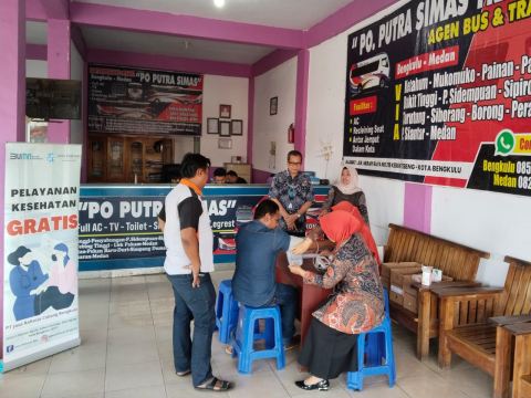Jasa Raharja Memberikan Pelayanan Kesehatan Gratis Kepada Awak Dan Penumpang Po Putra Simas