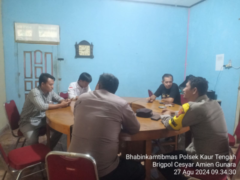 Piket Yanmas Polsek Kaur Tengah Patroli Dialogis dan Pengawasan Kamtibmas di Wilkum