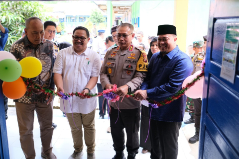 Makan Gratis dan Peresmian Fasilitas Sekolah, Aksi Nyata Program ‘Polda Bengkulu Peduli’ untuk Masyarakat