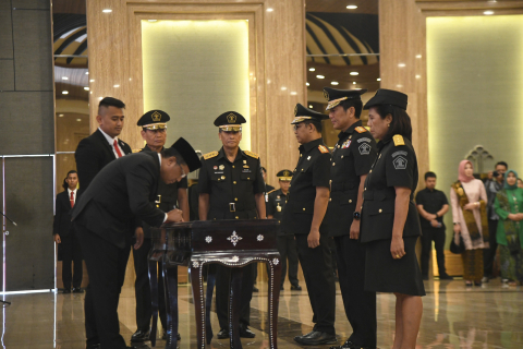 Belasan Pejabat Tinggi Kementerian Hukum Resmi DIlantik 