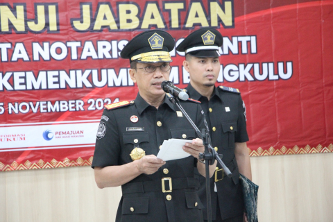 Tiga Pejabat Non Manajerial dan Notaris Pengganti di Kanwil Kemenkumham Bengkulu Dilantik
