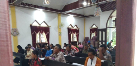 Polsek Padang Ulak Tanding Laksanakan Pengamanan Ibadah di Gereja 