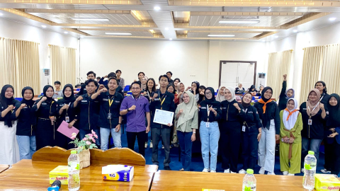 Tingkatkan Kompetensi Mahasiswa Menulis Berita Melalui Workshop Jurnalistik