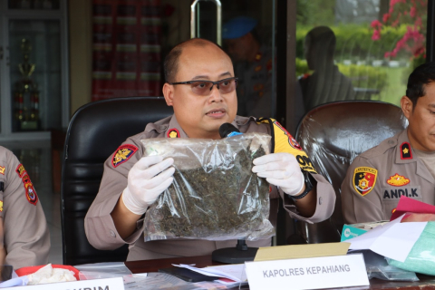 Kapolres Kepahiang Pimpin Kegiatan Konfrensi Pers Cooling System Dalam Menghadapi Tahap Pungut Dan Hitung Suara Dalam Pilkada Tahun 2024