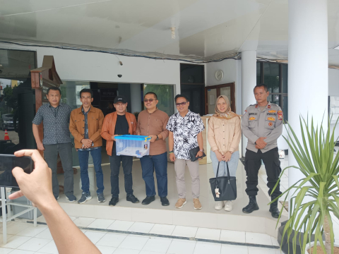 Polres Lebong Laksanakan Pengawalan dan Pengamanan Pergeseran Formulir Model D Hasil Pleno KPU Lebong, ke KPU Provinsi