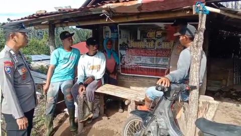 Polsek Selupu Rejang Ajak Warga Simpang Nangka Jaga Keamanan Pasca Pilkada 2024
