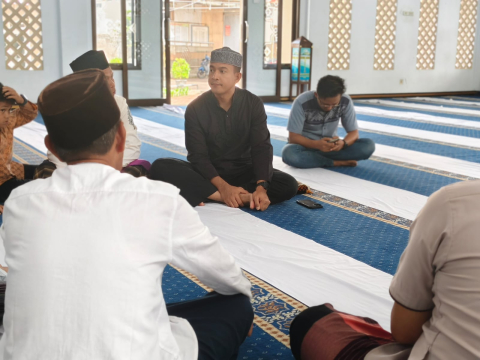 Kapolres Rejang Lebong Jalin Silaturahmi dan Dengarkan Keluhan Warga Melalui Program Jumat Keliling