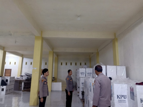 Polres Bengkulu Selatan Perketat Pengamanan Gudang Logistik KPU Pasca Pemungutan Suara Pilkada 2024