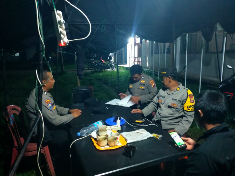 Polres Bengkulu Selatan Siagakan Personil PAM, Perketat PAM Kantor KPU BS Selama 1x24 Jam Pasca Pilkada 2024