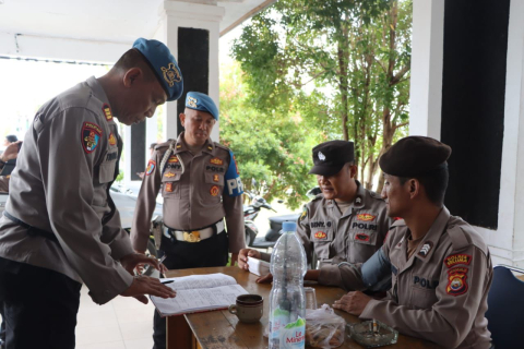Polres Seluma Laksanakan Pengamanan KPU, Bawaslu, dan Gudang Logistik dengan Aman dan Tenteram