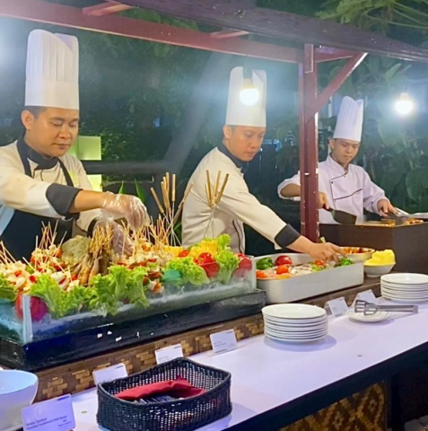 Barbecue Night di Hotel Santika Bengkulu :  Saatnya Rayakan Tahun Baru dengan Cita Rasa Luar Biasa