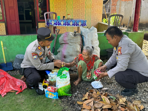 Polres Bengkulu Selatan Gelar Kegiatan Sosial “Jum’at Berbagi”
