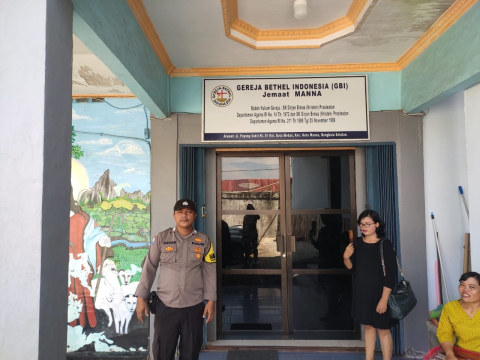 Polsek Kota Manna Jamin Kenyamanan Beribadah di Enam Gereja Wilayah Kota Manna