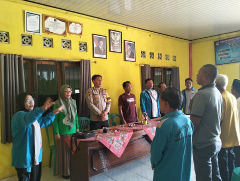 Bhabinkamtibmas Polsek Pino Hadiri Musyawarah Ketahanan Pangan di Desa Simpang Pino