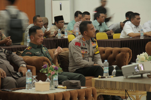 Kapolres Rejang Lebong Hadiri Rapat Evaluasi Panwascam Se-Kabupaten Rejang Lebong untuk Pemilihan Serentak 2024