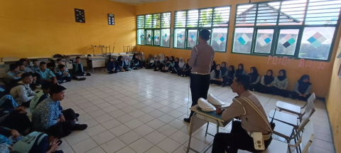 Satlantas Polres Bengkulu Selatan Gelar Sosialisasi Keselamatan Lalu Lintas di SMPN 12