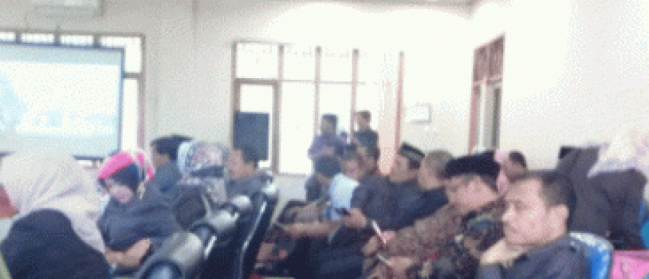 Anggota DPRD Kabupaten Malang Saat Melakukan Kunjungan Kerja Ke DPRD Kota BengkuluAnggota DPRD Kabupaten Malang Saat Melakukan Kunjungan Kerja Ke DPRD Kota Bengkulu