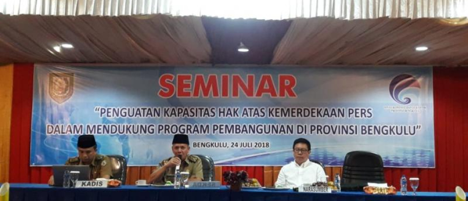 Ketua Dewan Pers Pusat Hadiri Seminar yang digelar Oleh Dinas Kominfo dan Statistik Provinsi Bengkulu