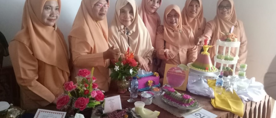 Meriahkan HUT DWP Kabupaten, Kemenag Bengkulu Selatan Ikuti Lomba Puding Germas