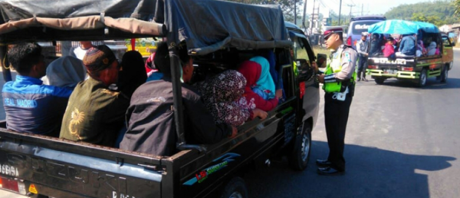 Kapolres Bengkulu Larang Mobil Bak Terbuka Bawa Penumpang
