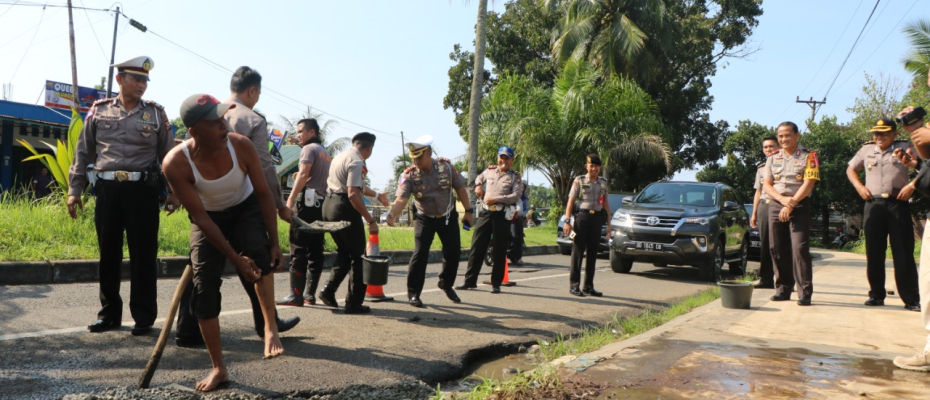 Penambalan Jalan Dilakukan Karena Banyaknya Laporan Masyarakat