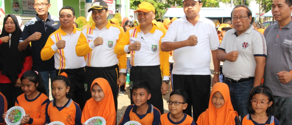 Foto Bersama Siswi