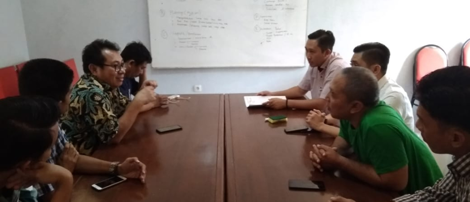 Hukum