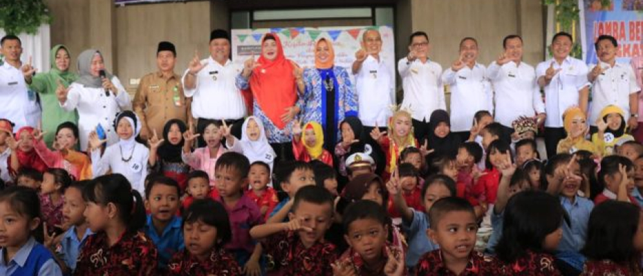 foto Bersama Bupati BS