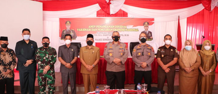 kapolda Bengkulu Bengkulu Irjen Pol Drs Guntur Setyanto M.Si saat kunjungan kerja ke Polres Bengkulu Tengah