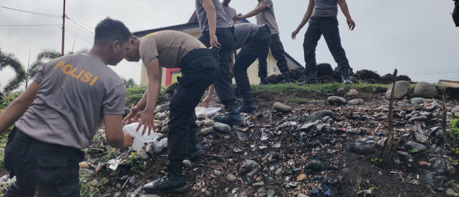 Sat Samapta Polres Mukomuko Gelar Kurve Kebersihan Kantor