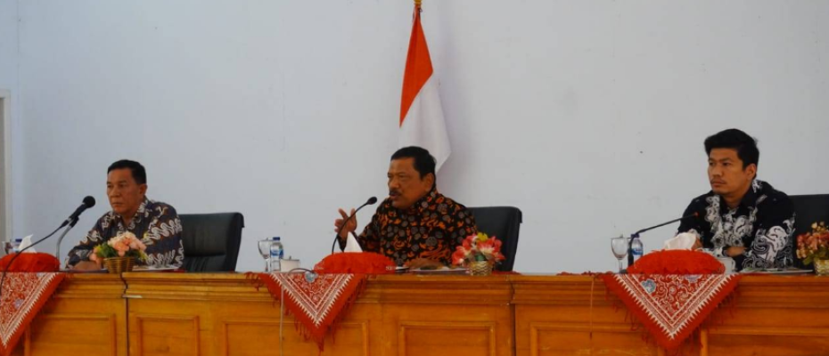 Tingkatkan Kinerja dan Percepatan Anggaran, Bupati Mian Gelar Rapat Bersama OPD