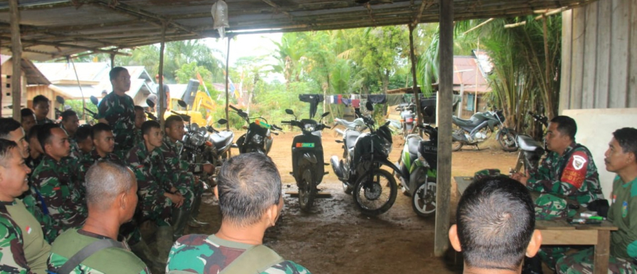 Dandim 0423/BU Ambil Apel Satgas TMMD Ke 114