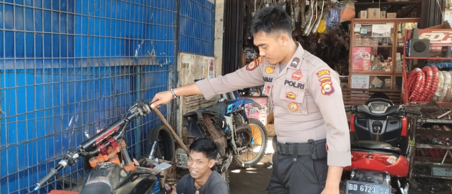 hukum
