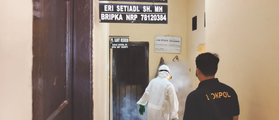 Cegah Demam Berdarah, Mako dan Polsek Lais Difogging