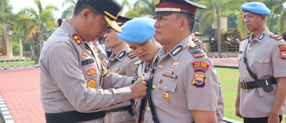 Kapolres Mukomuko Pimpin Upacara Sertijab