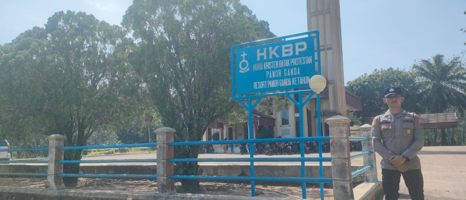 Berikan Rasa Aman, Polisi Rutin setiap Minggu Lakukan Pengamanan Gereja