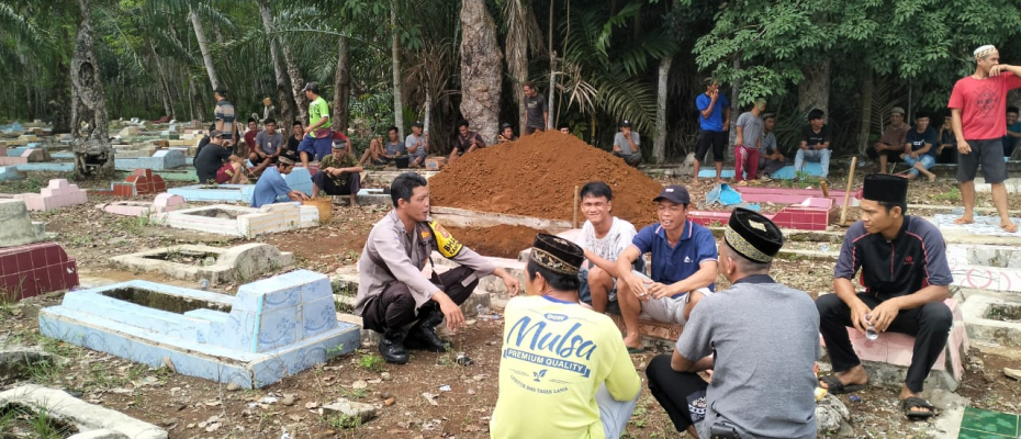 Sambang Duka Bhabinkamtibmas Di Desa Lubuk Gedang