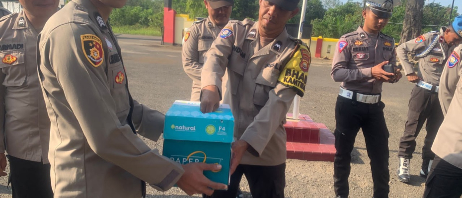 Awali Tugas dengan Sedekah, Personel Polsek Ketahun Sisihkan Rezekinya Melalui Kotak Amal