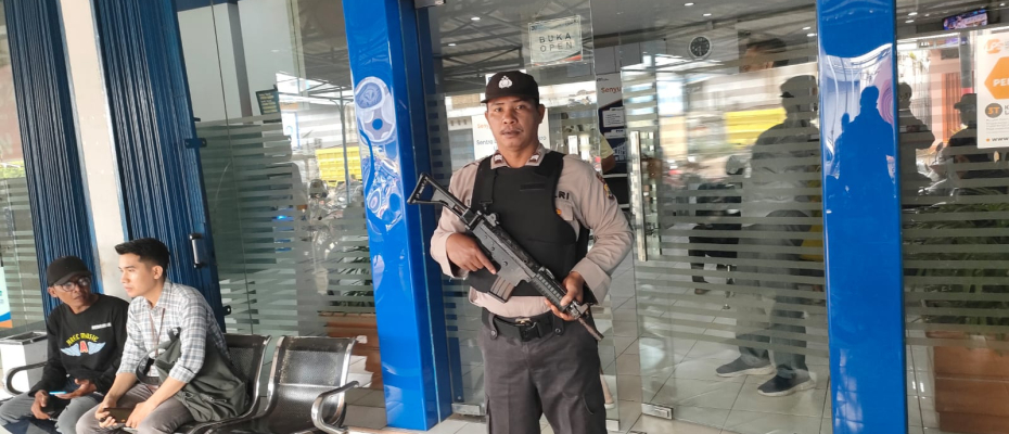 Bentuk Pelayanan Polri dalam Pengamanan Bank BRI, Guna Tingkatkan Keamanan dan Kenyamanan Nasabah