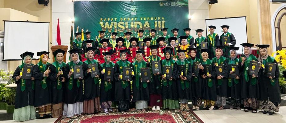 STIESNU Bengkulu Wisuda 30 Sarjana Angkatan III