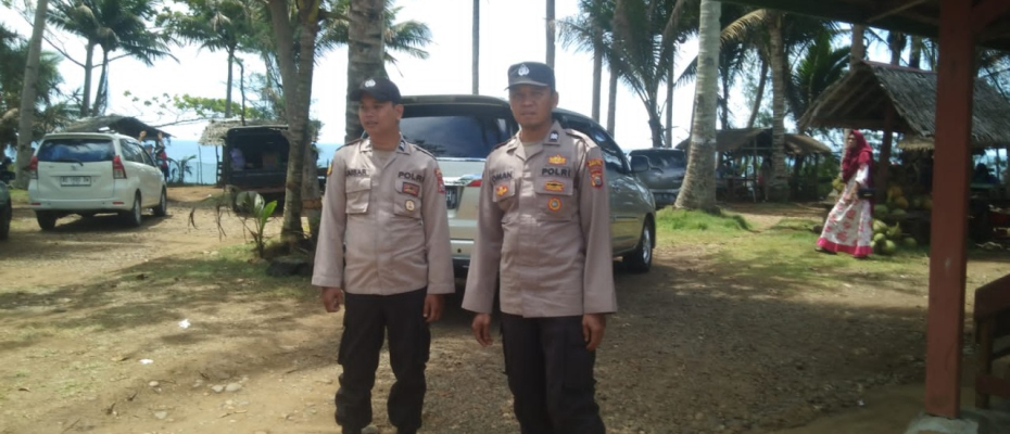Personel Polsek Air Besi Gelar Pengamanan di Objek Wisata Tahun Baru