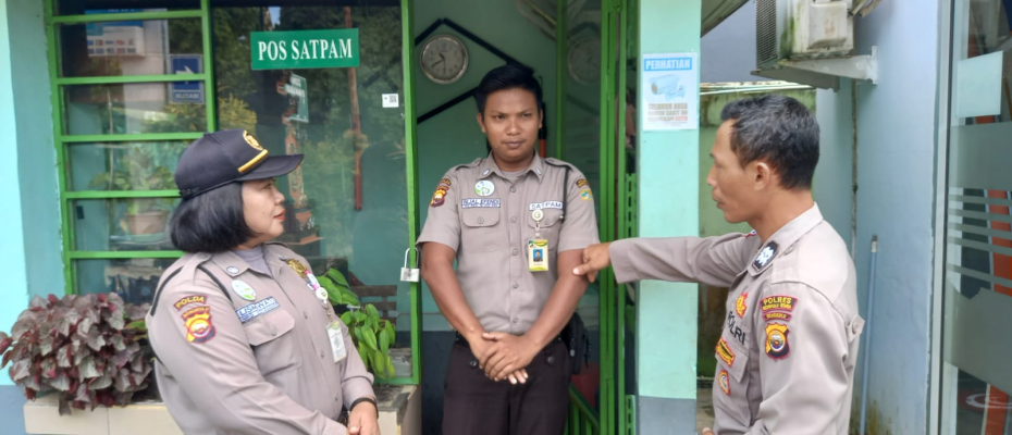 Jaga Keamanan, Personel Polsek Ketahun Kontrol Bank BRI